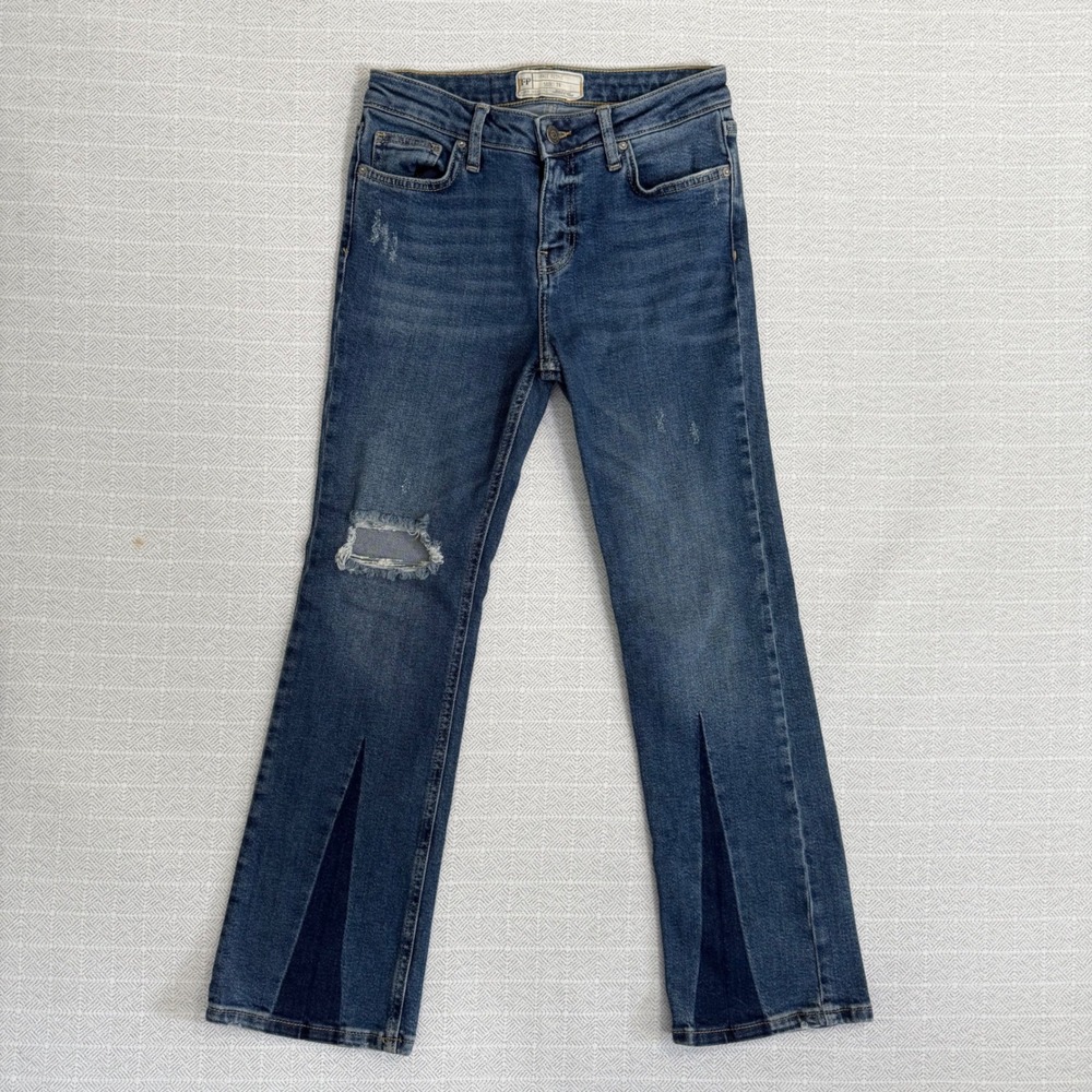 We the Free Penny Pull-On Flare Jeans Medium Wash Inset Hem Size 26